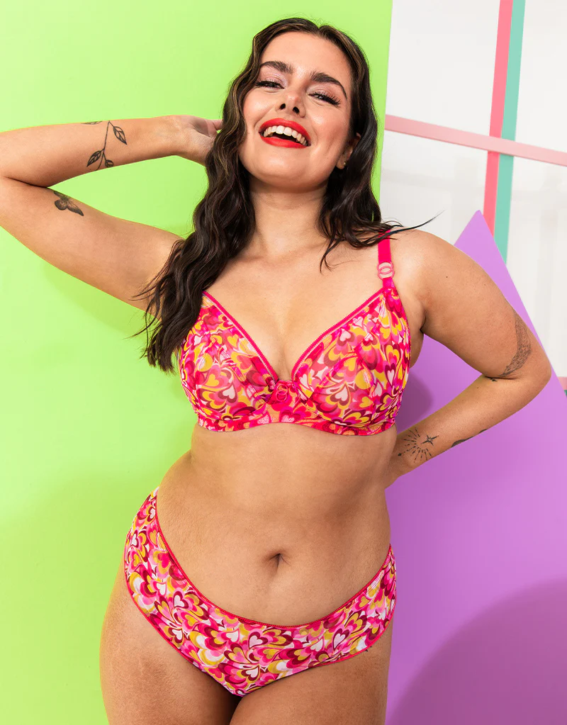 Curvy Kate Lifestyle Plunge Bra Pink Hearts - Image 7