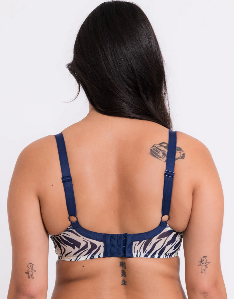 Curvy Kate Lifestyle Plunge Bra Zebra Print - Image 5