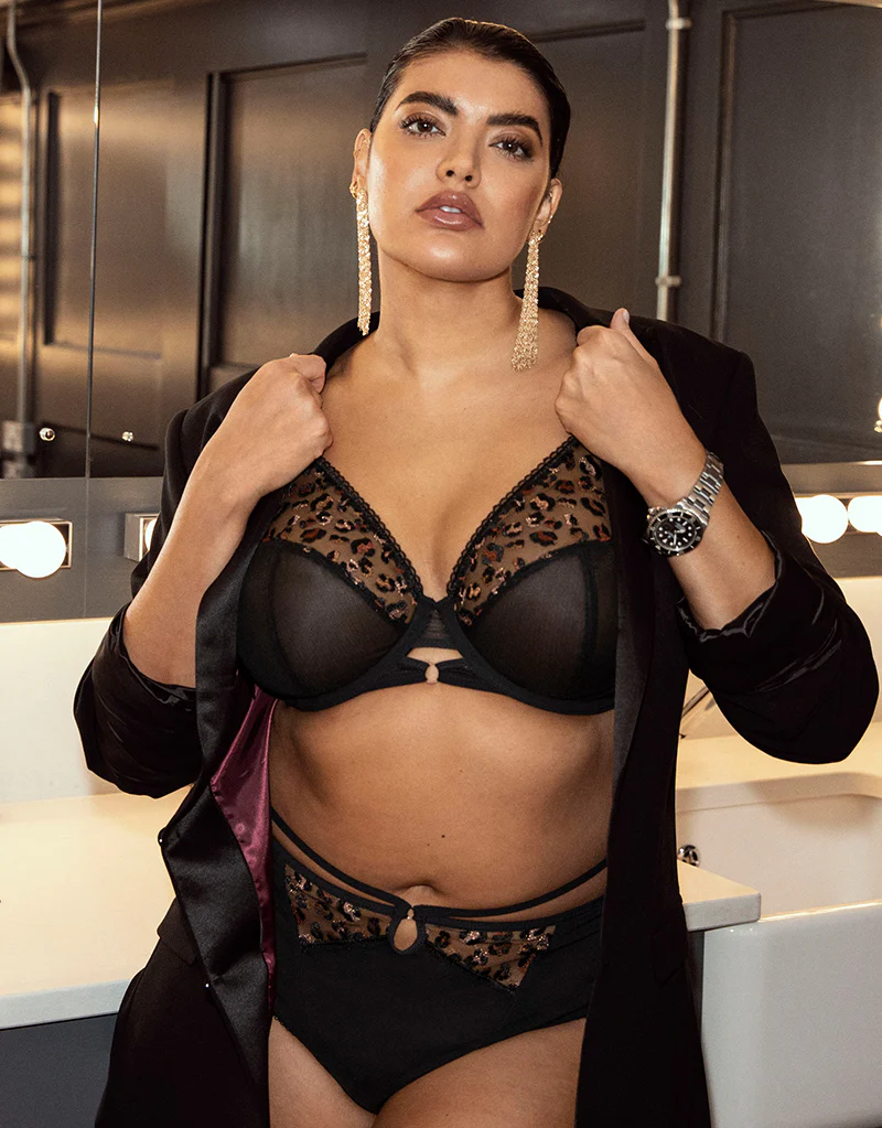Elomi Namrah Bandless Plunge Bra Black - Image 2